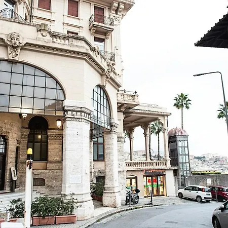 Il Miramare Palazzo D Epoca Immerso Nel