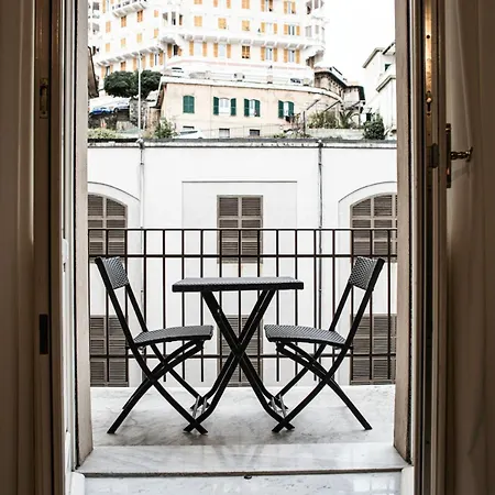 Il Miramare Palazzo D Epoca Immerso Nel Apartamento