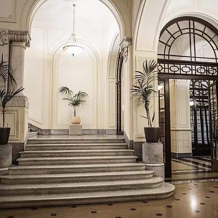 Il Miramare Palazzo D Epoca Immerso Nel Apartamento