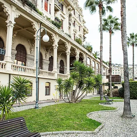 Il Miramare Palazzo D Epoca Immerso Nel * Génova